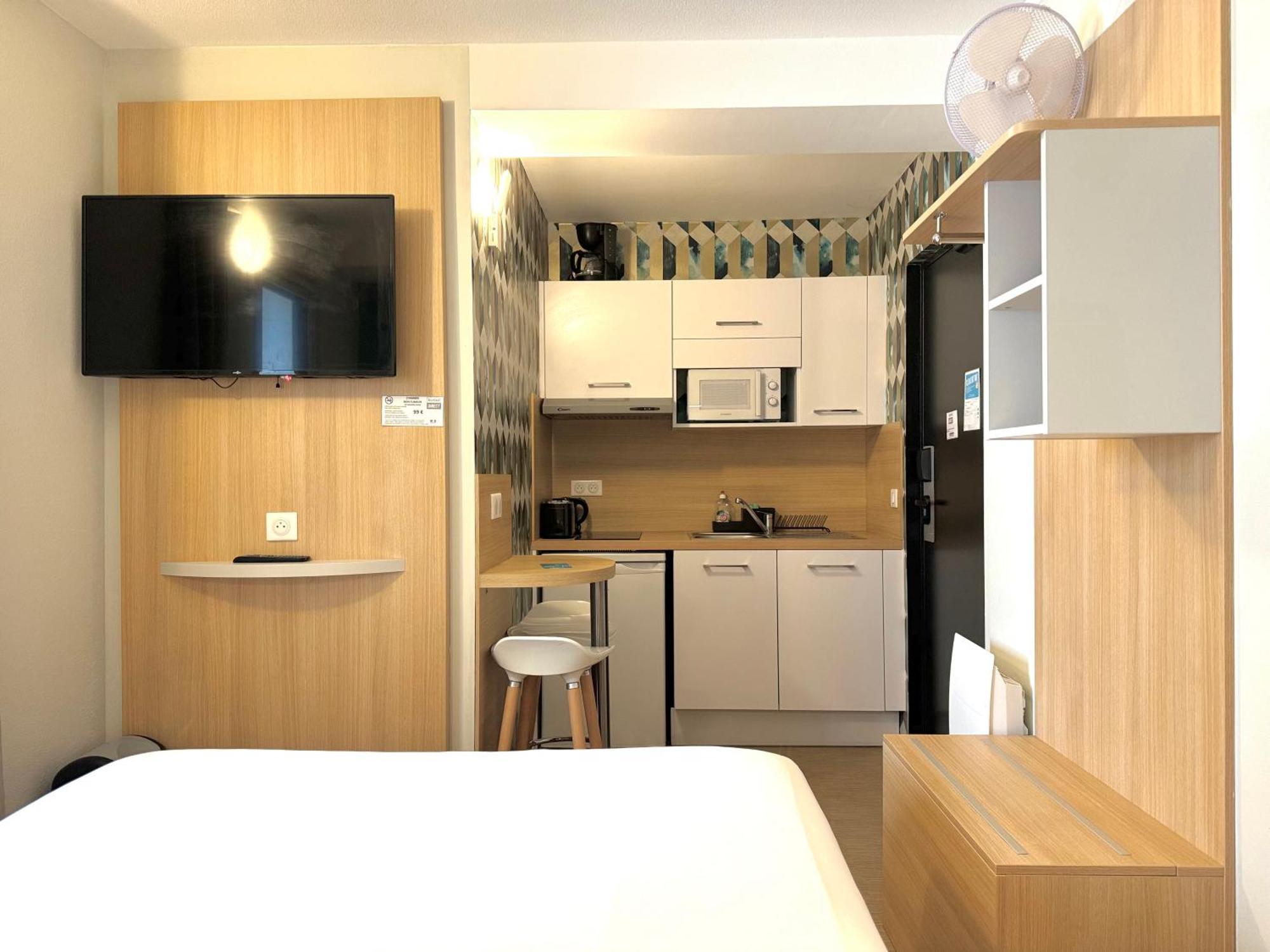 Kyriad Direct Saint Brieuc - Parc Des Expositions 特赫格欧 外观 照片
